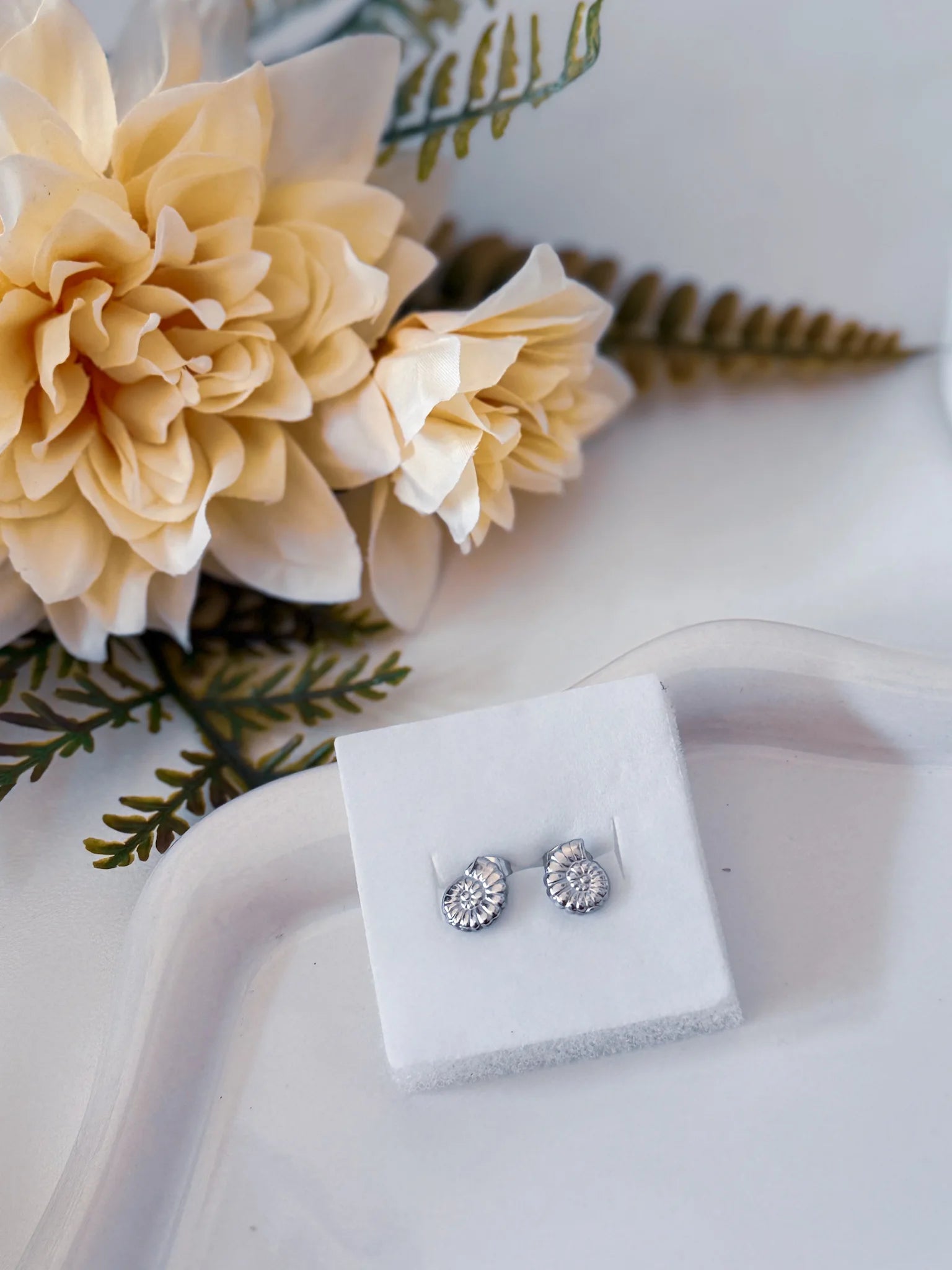 Brincos Malta prateados