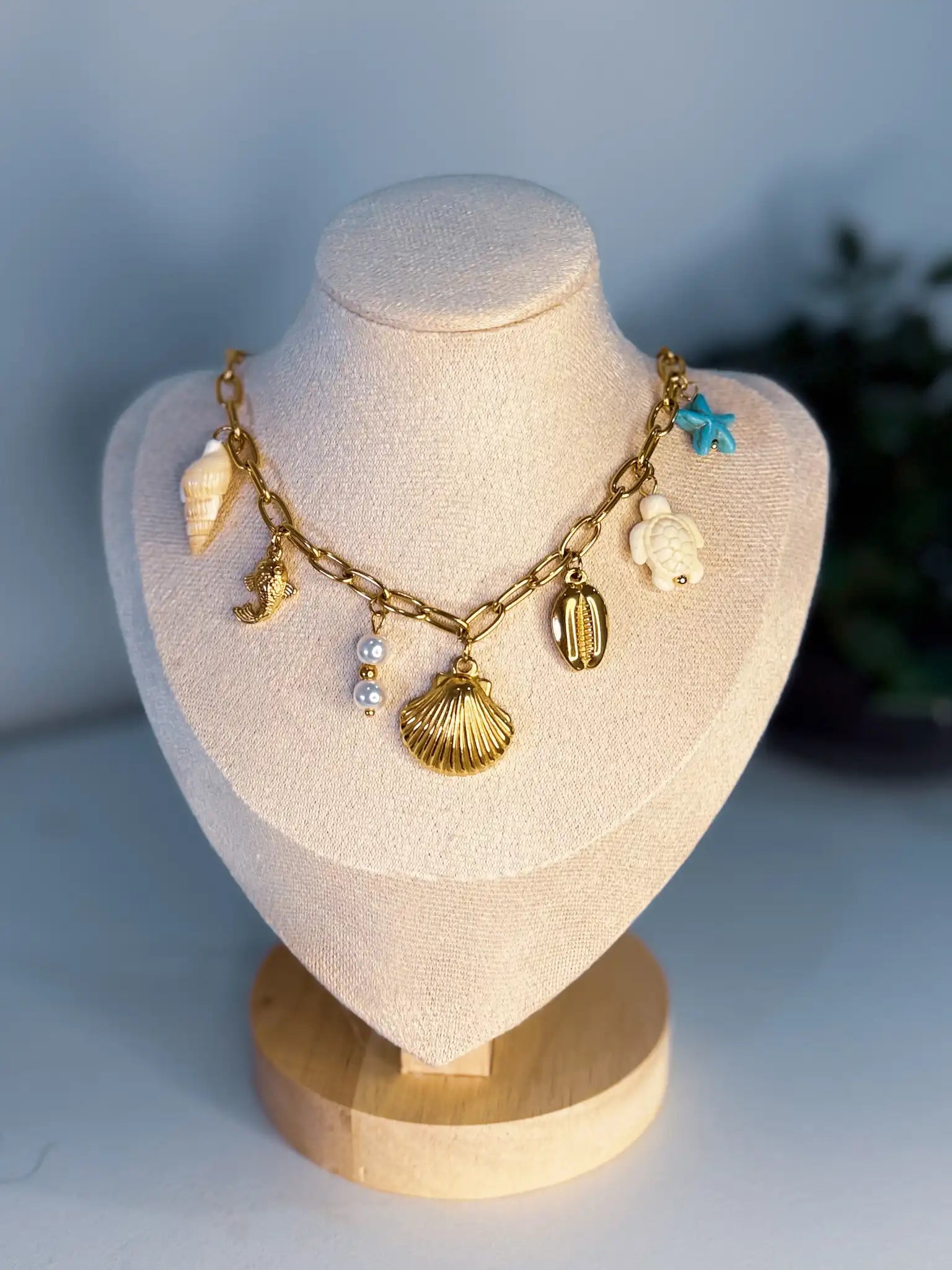 Colar positano dourado